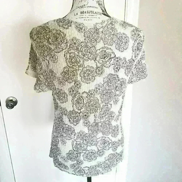 Croft & Barrow Short Sleeve Top - Picture 3 of 7